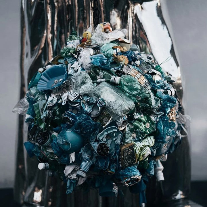 10 TIPS TO CUT DOWN ON PLASTIC USAGE