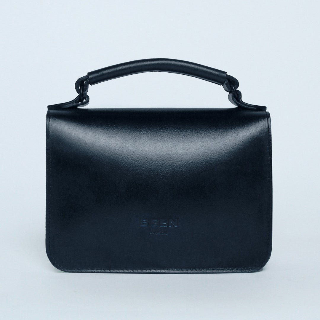 COULD THIS BE THE WORLD'S MOST SUSTAINABLE LEATHER BAG?
