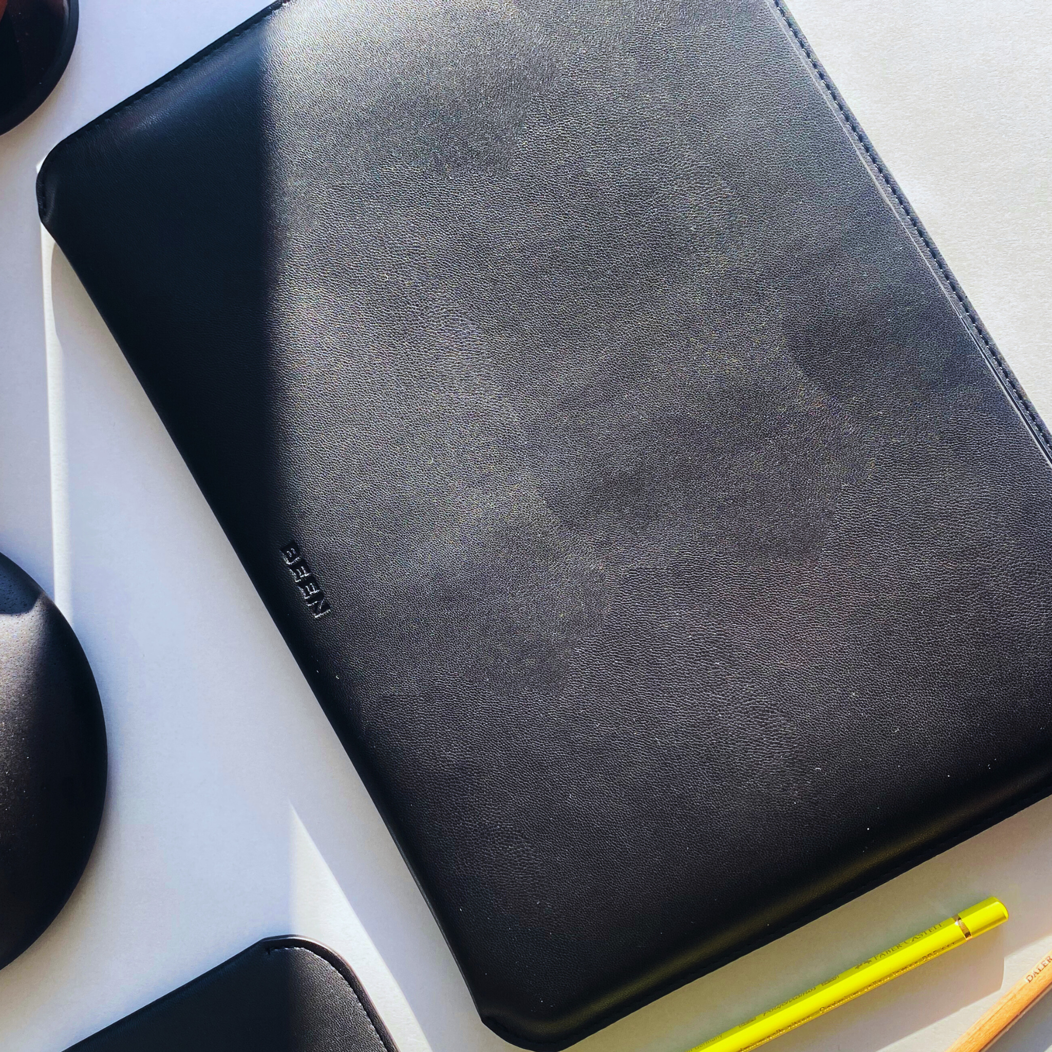 Orton Black Onyx Laptop Sleeve