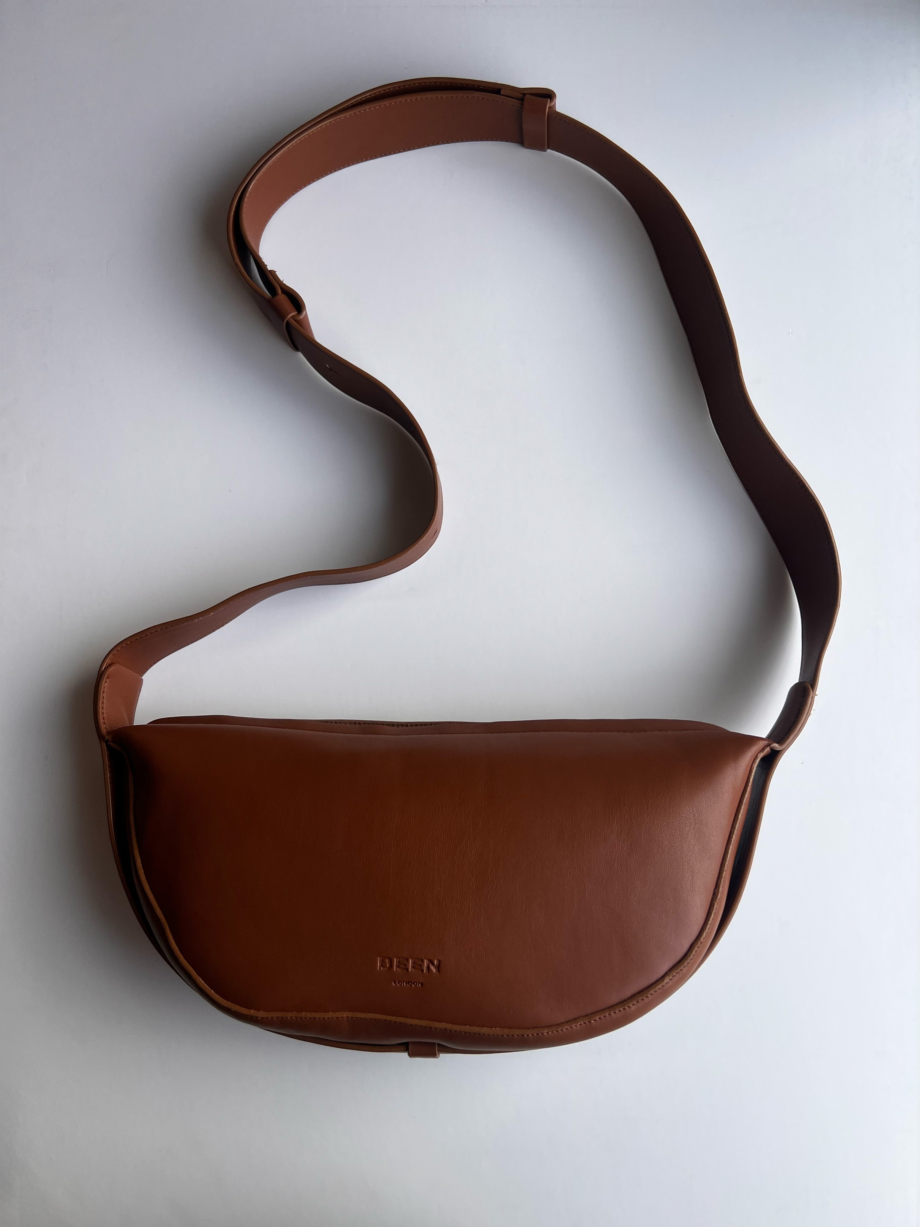 Annis Sling Bag Acacia SAMPLE