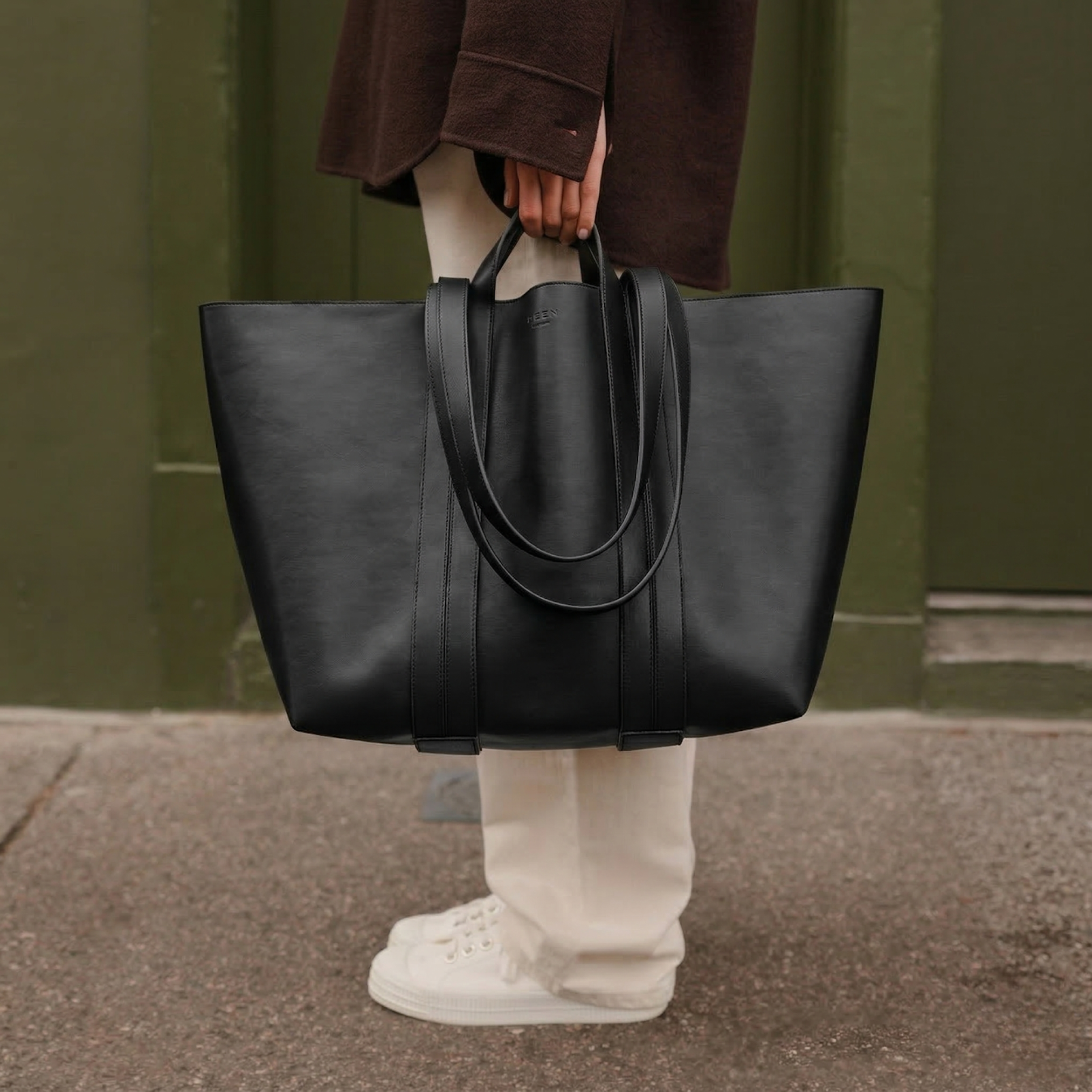 Calvert XL Tote Black Onyx