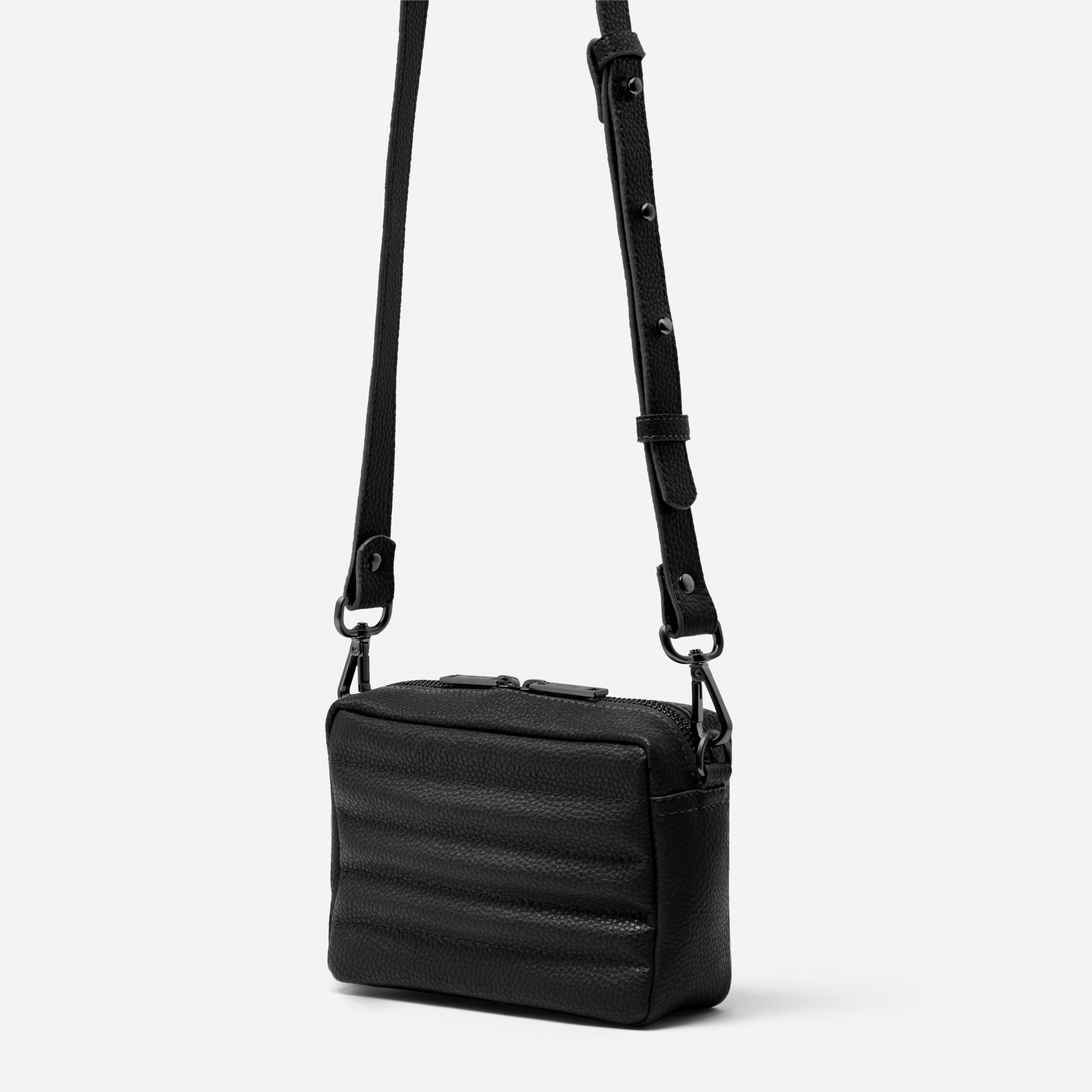 Ridley Crossbody Black onyx long strap side 