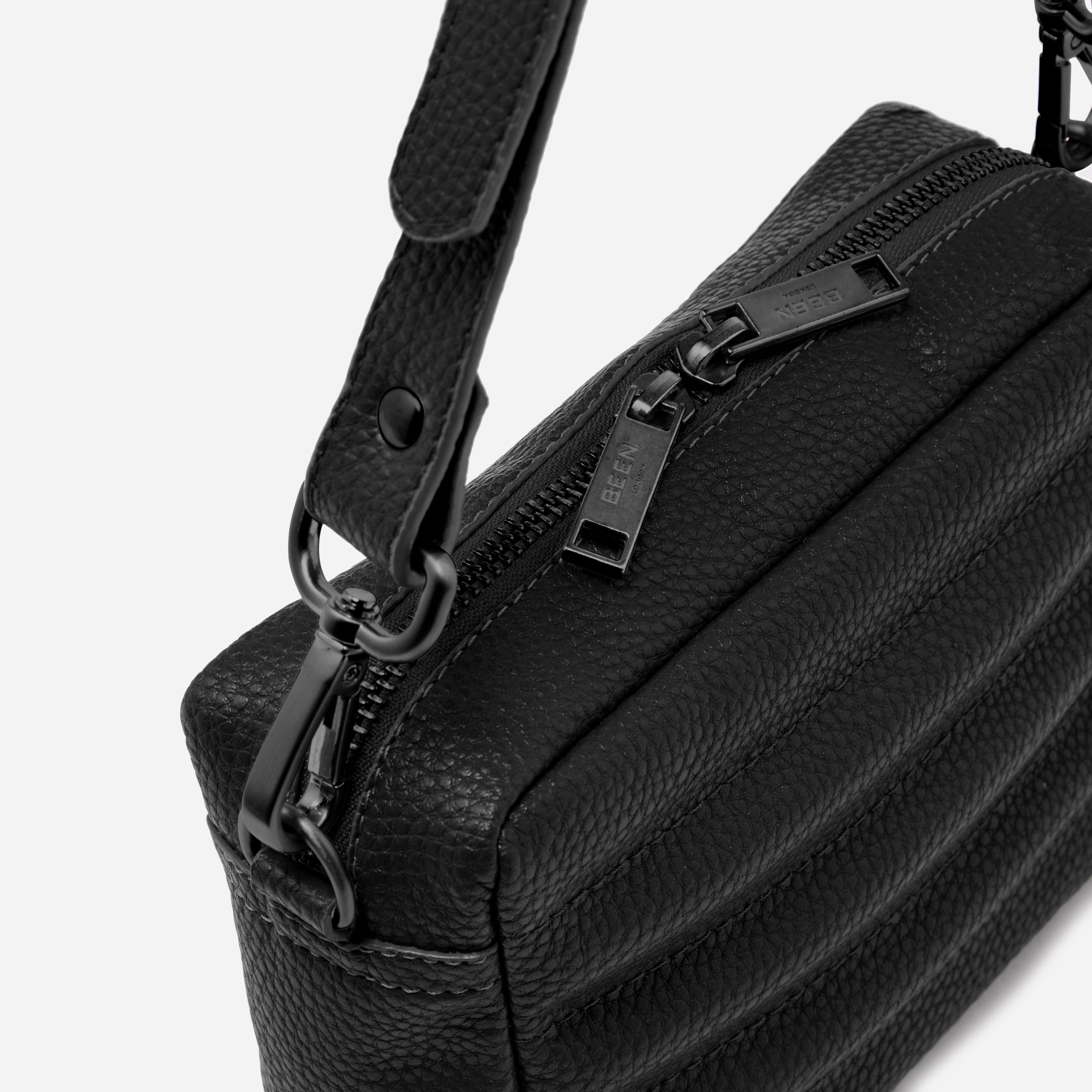 Ridley Crossbody Black onyx side view of strap