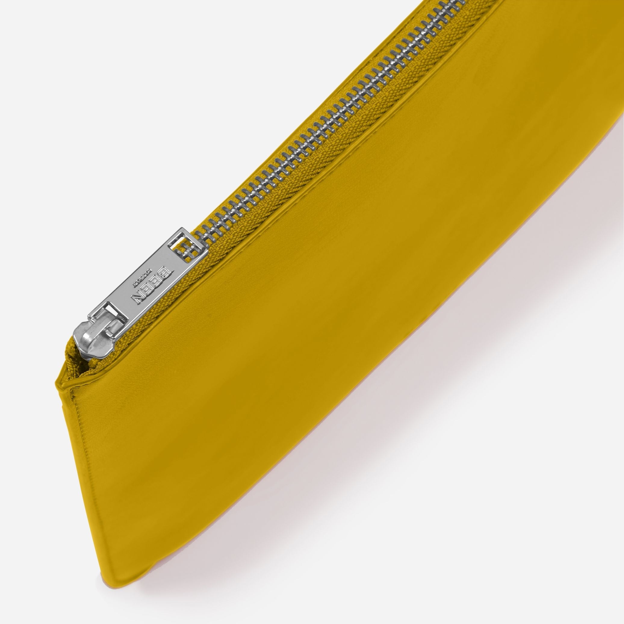 Yael Clutch bag- Medium Pouch in Zest showing logo zipper