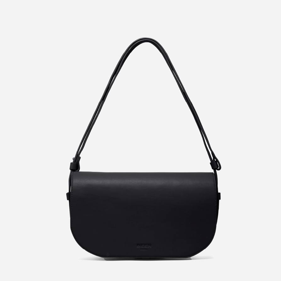 Millais Bag in Black Onyx shortest strap as a shoulder bag